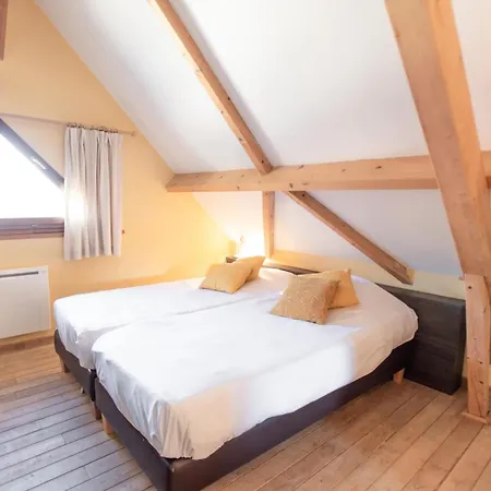 Bleu Nr 28