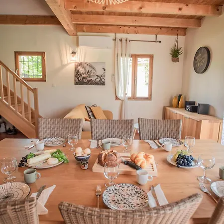 בית נופש Bleu Nr 28 Lacapelle-Marival